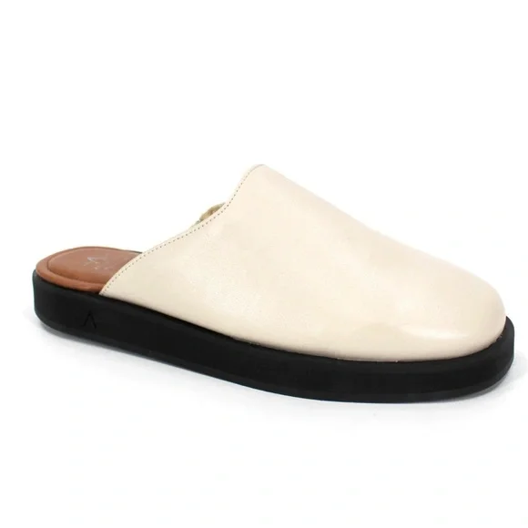 Aquatalia | Gemma leather clog mule off white like new - Picture 2 of 13